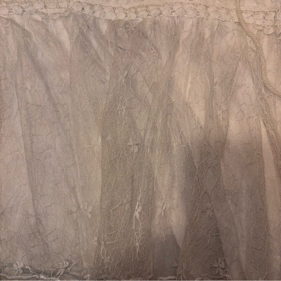 POL Boho Ruffle Peasant Top + Distressed Flare Jeans Outfit Small - Picture 3 of 13